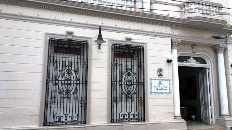 HOTEL E LA SEVILLANA