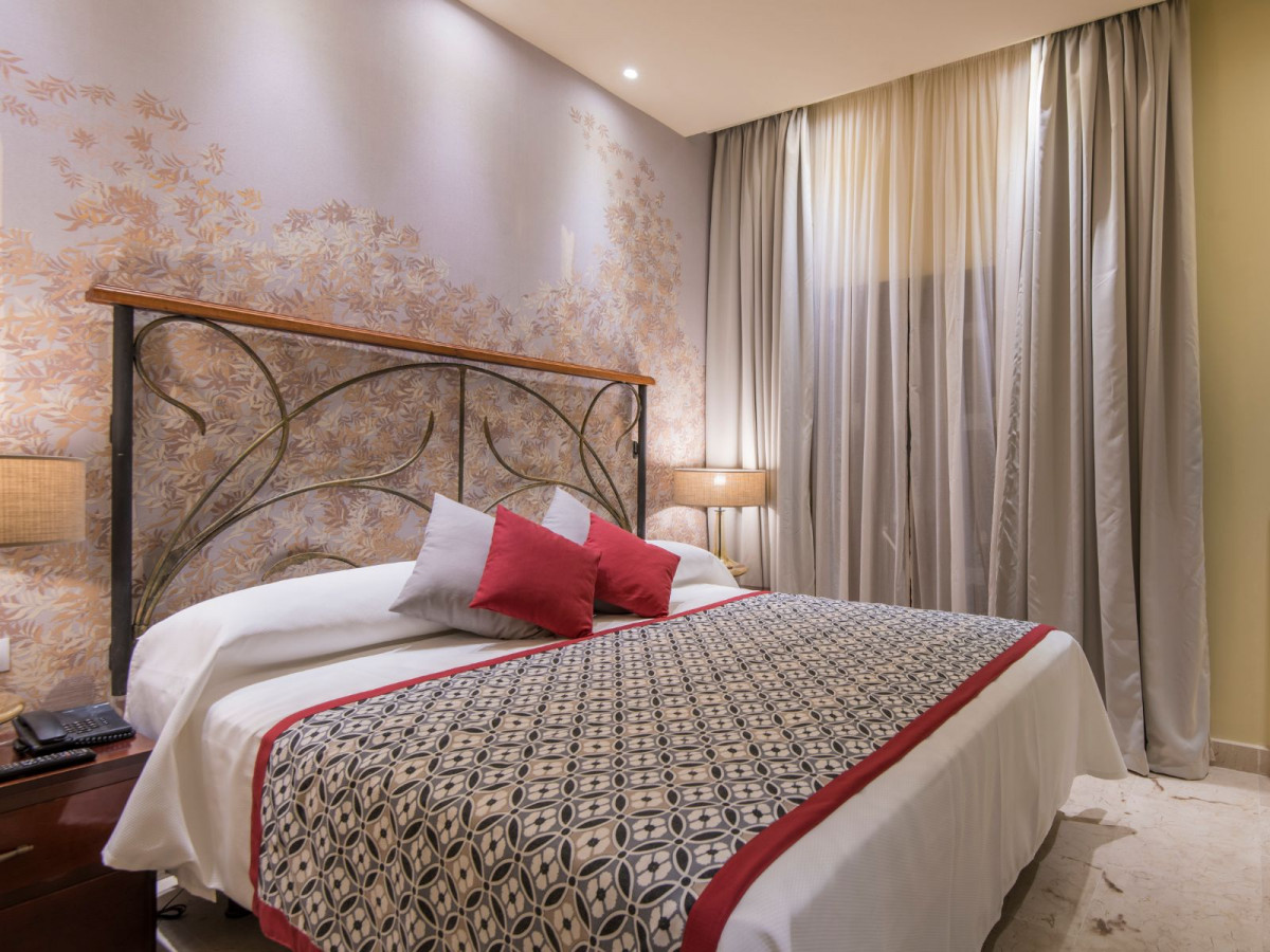 PALACIO CUETO HOTEL — фото 18