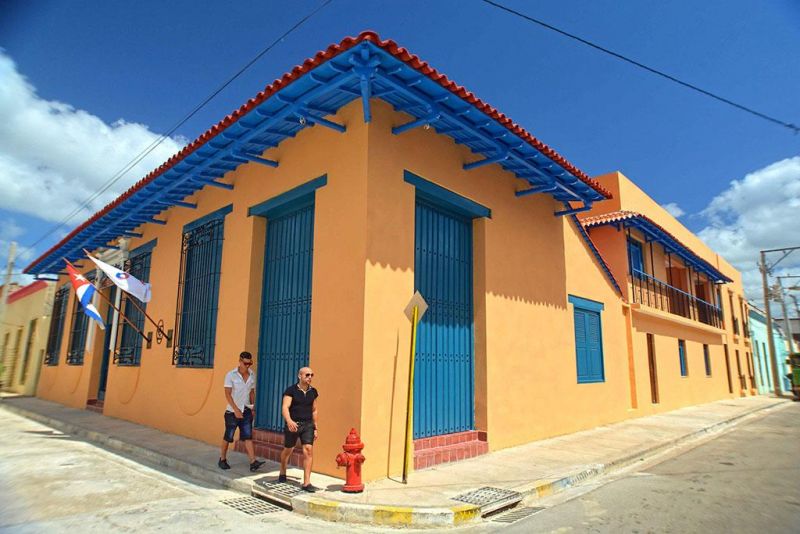 HOTEL E CABALLERIZA