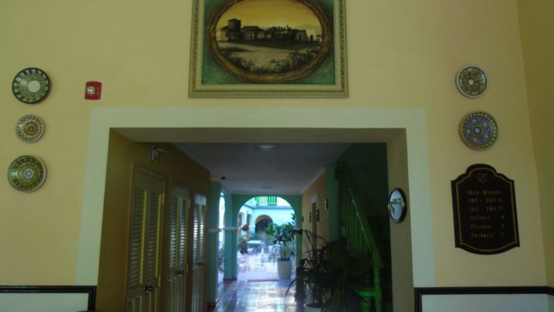 HOTEL E LA CALESA — фото 11