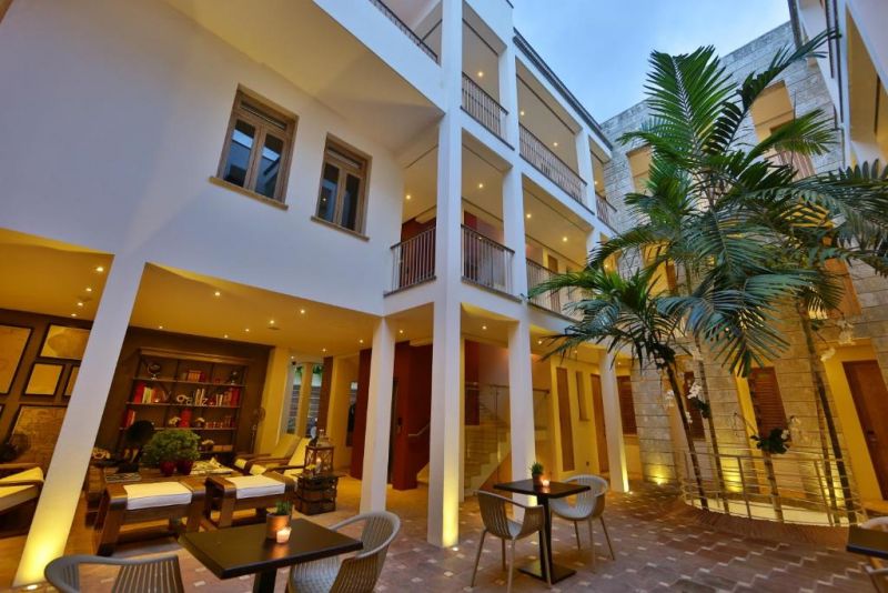 BILLINI HOTEL