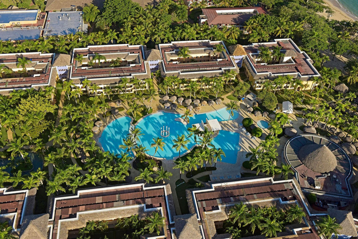 IBEROSTAR WAVES COSTA DORADA