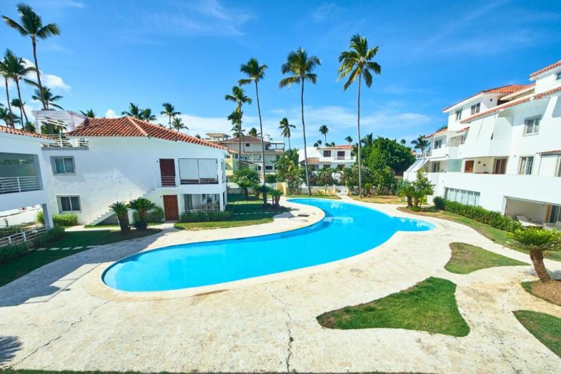 LOS CORALES BEACH VILLAGE