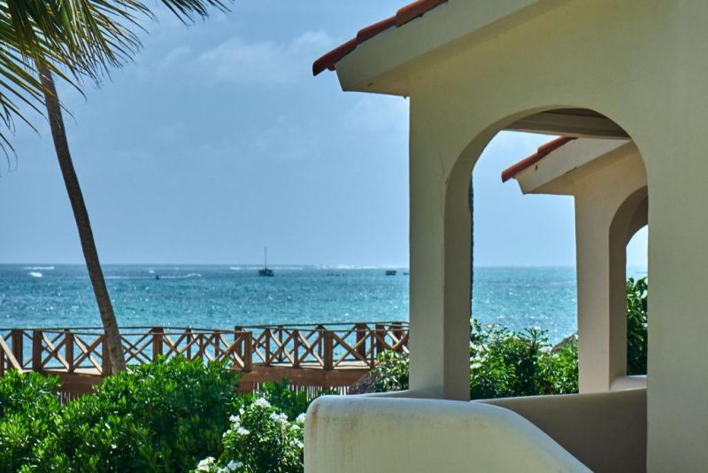 LOS CORALES BEACH VILLAGE — фото 12