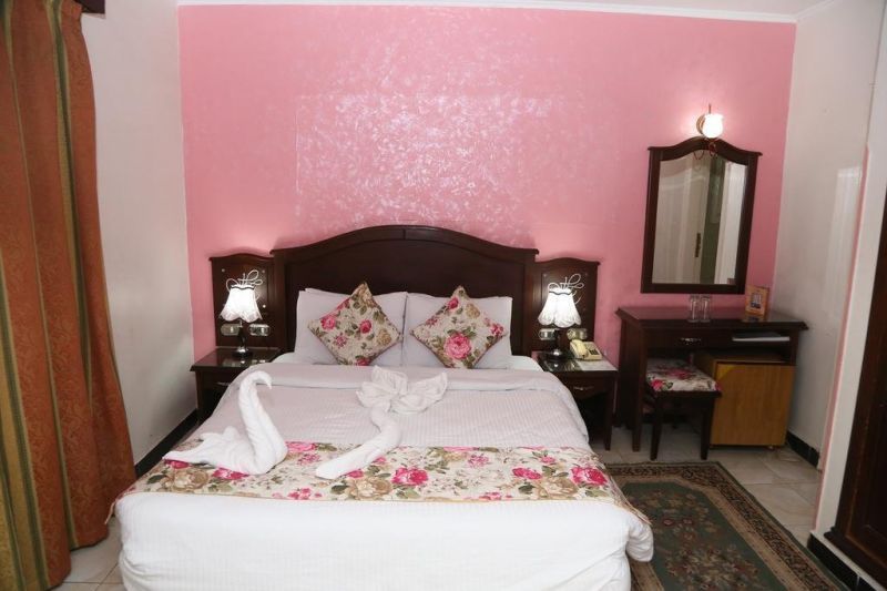 HAPPY CITY HOTEL