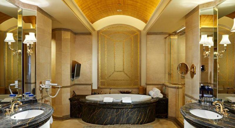 HILTON CAIRO GRAND NILE (EX. GRAND NILE TOWER) — фото 11