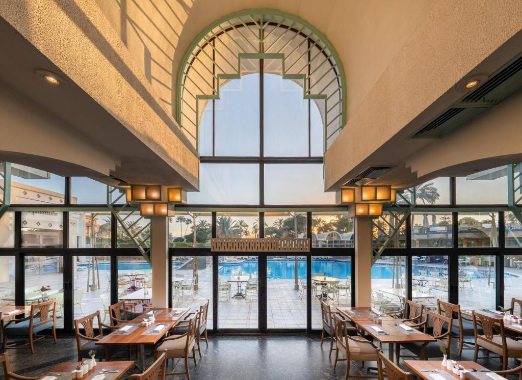 JAZ PYRAMIDS RESORT (EX. THE OASIS) — фото 6