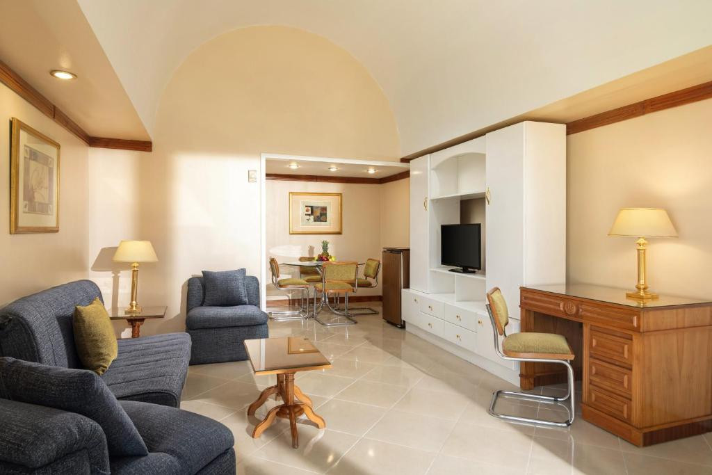 JAZ PYRAMIDS RESORT (EX. THE OASIS) — фото 18