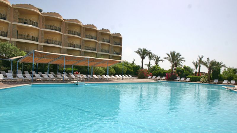 EL SAMAKA BEACH