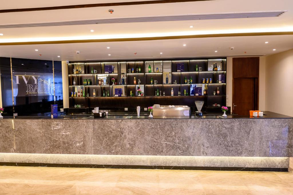 GOLDEN BEACH RESORT (EX. MOVIE GATE) — фото 12