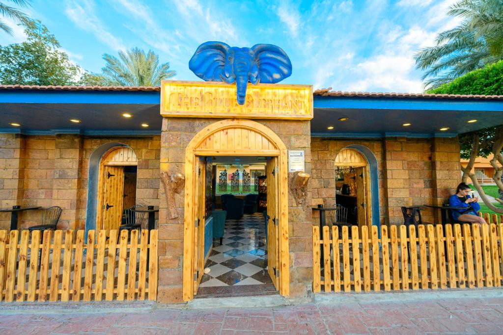 GOLDEN BEACH RESORT (EX. MOVIE GATE) — фото 18