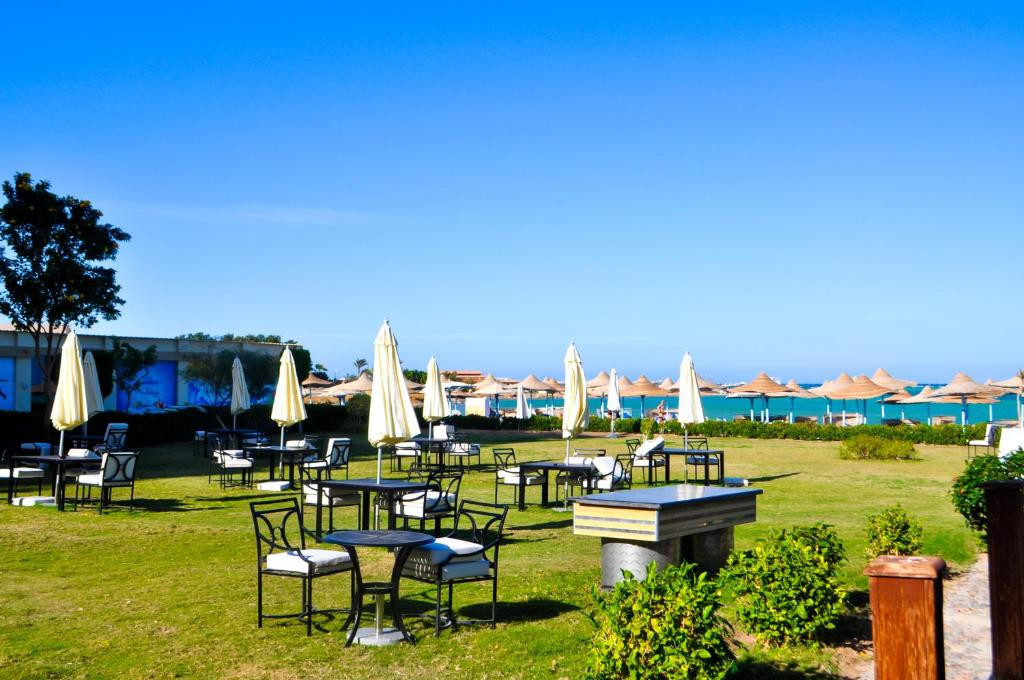 MAGIC BEACH HOTEL — фото 10