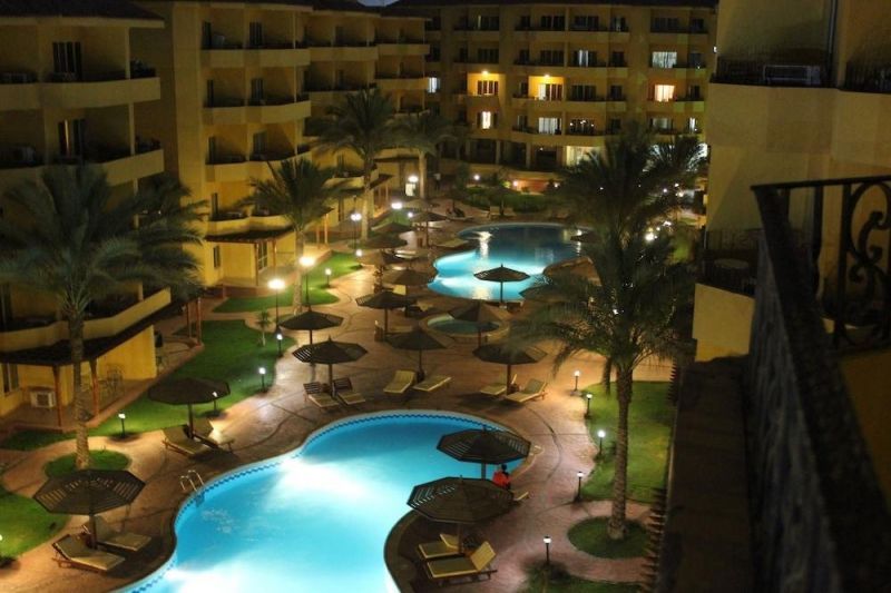 POOL VIEW APART AT BRITISH RESORT 252 — фото 15