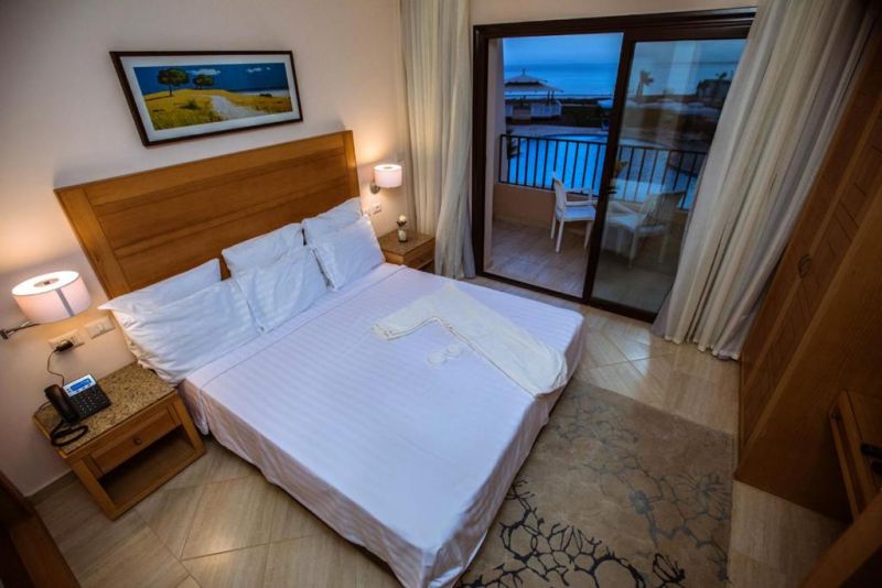 SKY VIEW SUITES HOTEL — фото 16