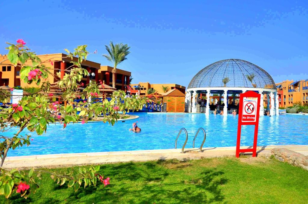 TITANIC PALACE RESORT & SPA — фото 4