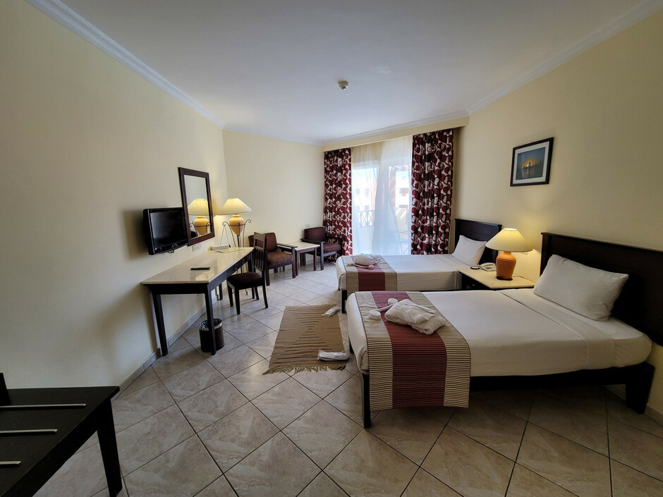 CASA MARE RESORT (EX. ROYAL TULIP BEACH RESORT) — фото 4