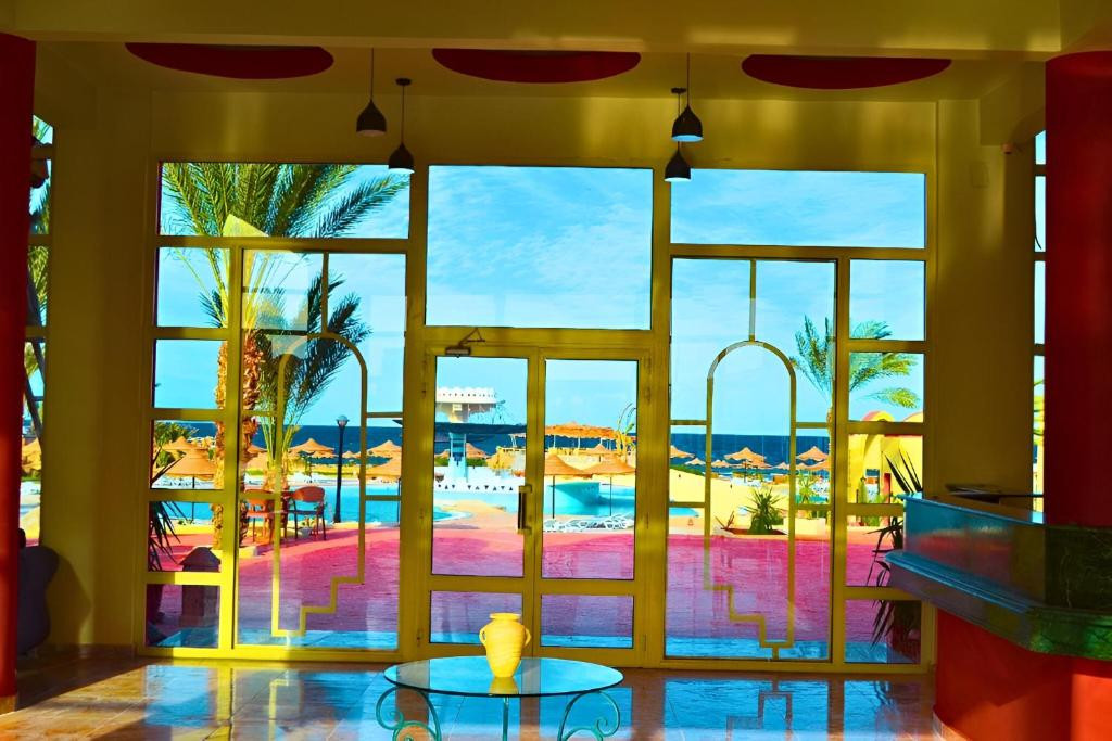 HOSTMARK ZABARGAD BEACH RESORT — фото 2