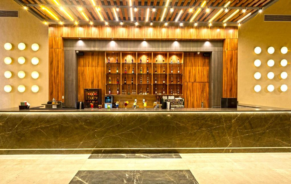 EDGE ROTANA SEA BEACH AQUA PARK (EX. SEA BEACH AQUA PARK RESORT) — фото 18
