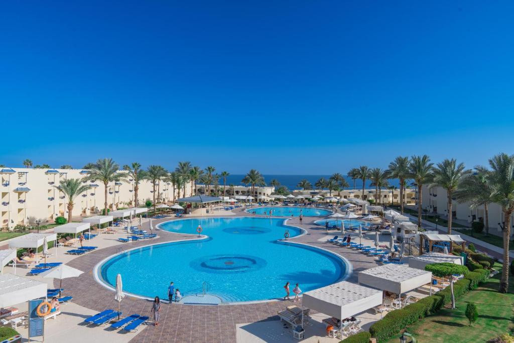 GRAND OASIS RESORT