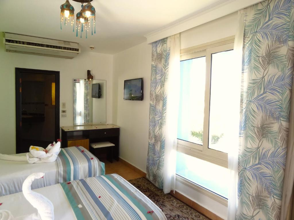 NAAMA BLUE (EX. BAY VIEW HOTEL) — фото 15