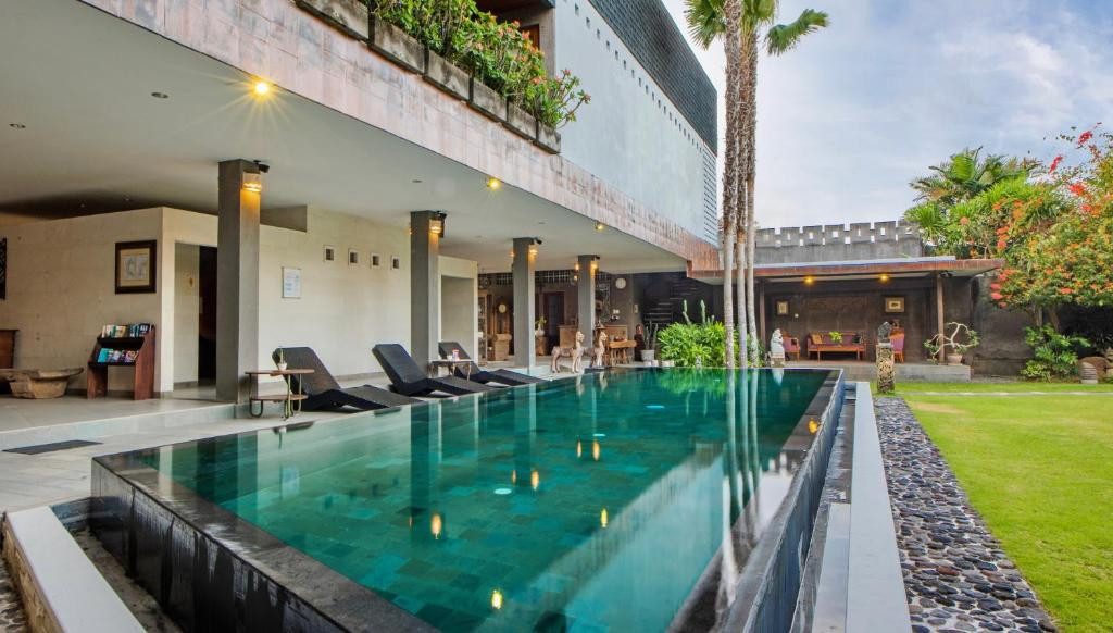 ALINDRA VILLA