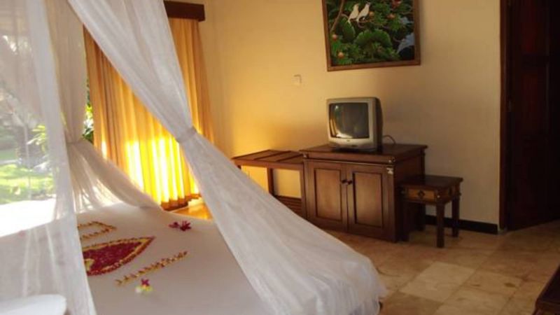 ANEKA BAGUS RESORT (PEMUTERAN BEACH) — фото 12