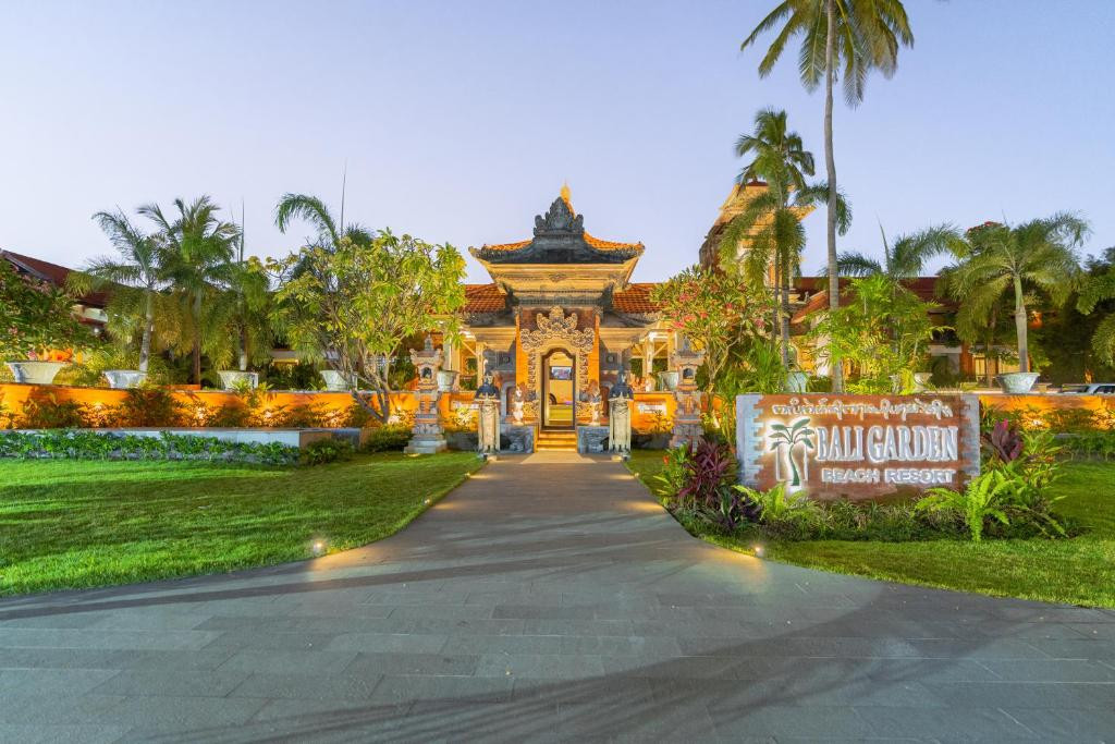 BALI GARDEN BEACH RESORT