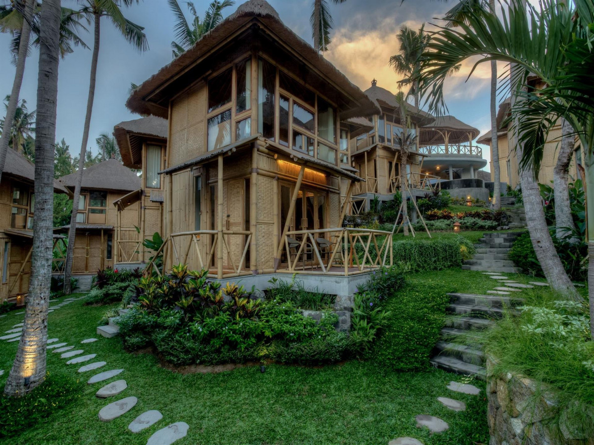 BIYUKUKUNG SUITES & SPA BAMBOO HOUSE — фото 11