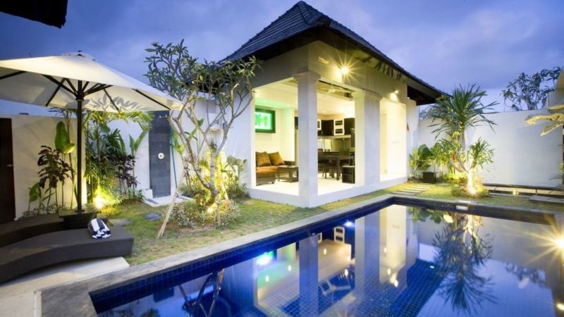 D&G VILLAS LEGIAN — фото 2
