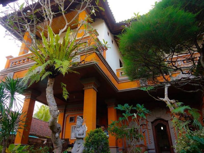 DESAK PUTU PUTERA HOMESTAY