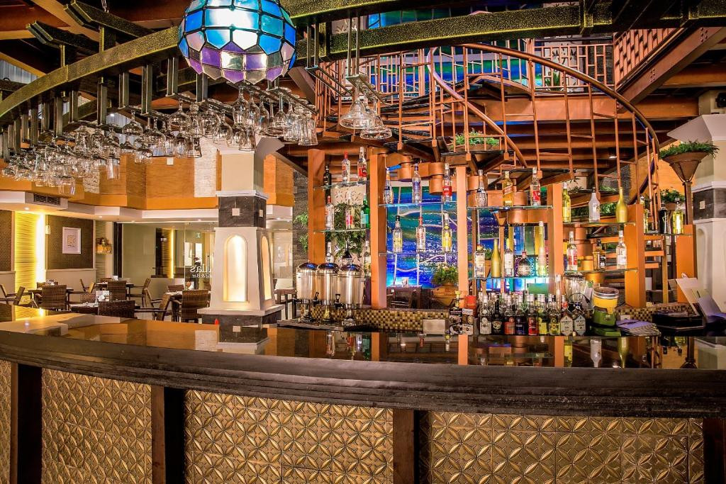 FAMOUS HOTEL KUTA (EX. PERMATA) — фото 18