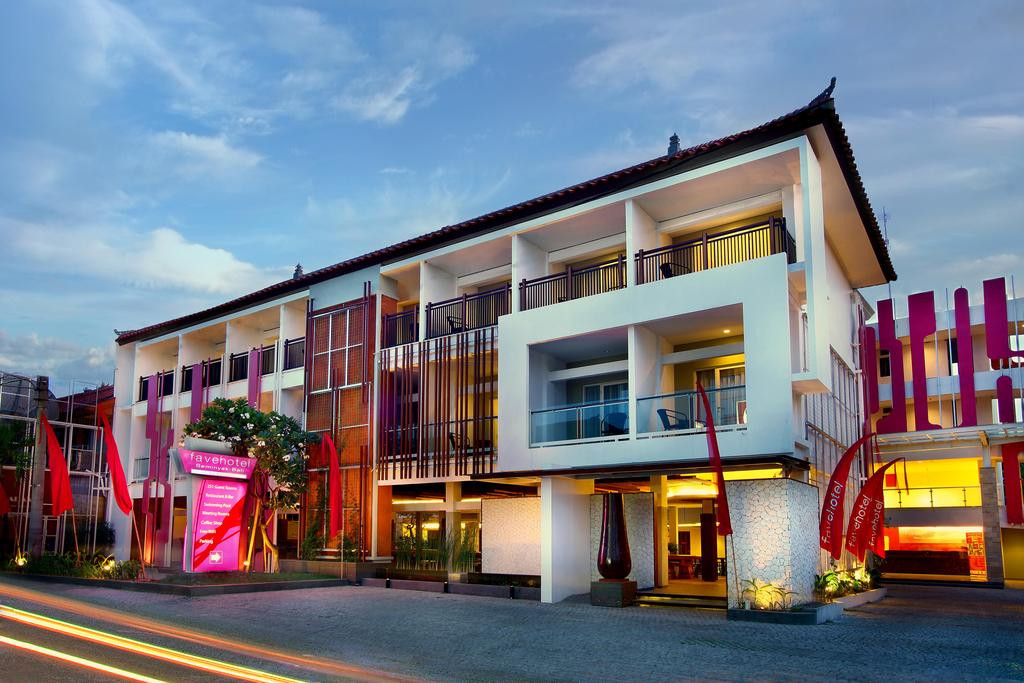 FAVE SUNSET SEMINYAK