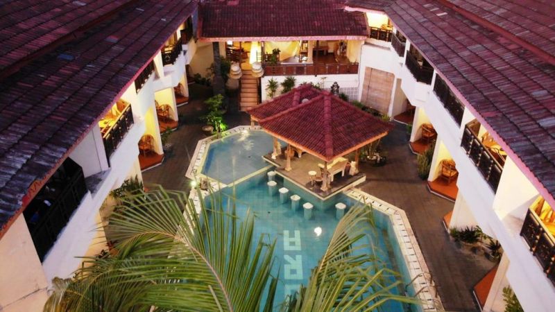 FLORA HOTEL