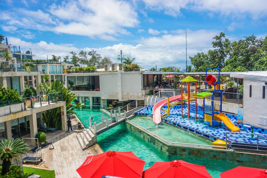 FURAMA XCLUSIVE OCEAN BEACH SEMINYAK