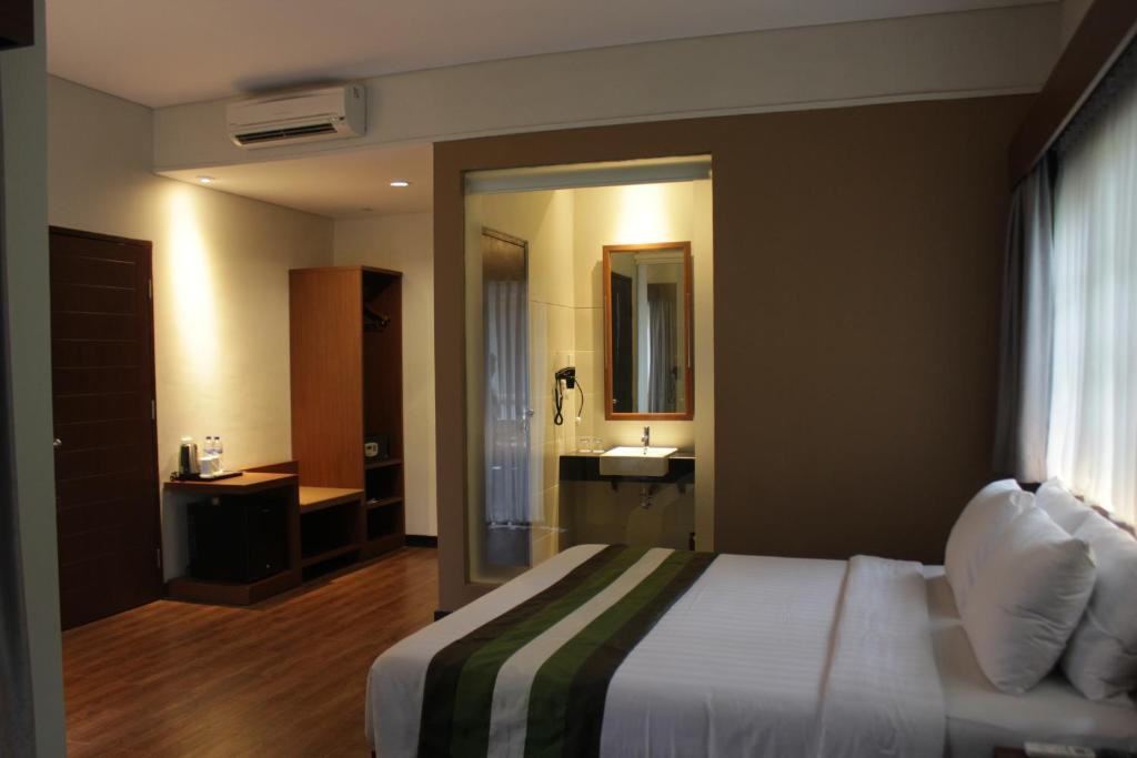 GRAND WHIZ HOTEL NUSA DUA — фото 17