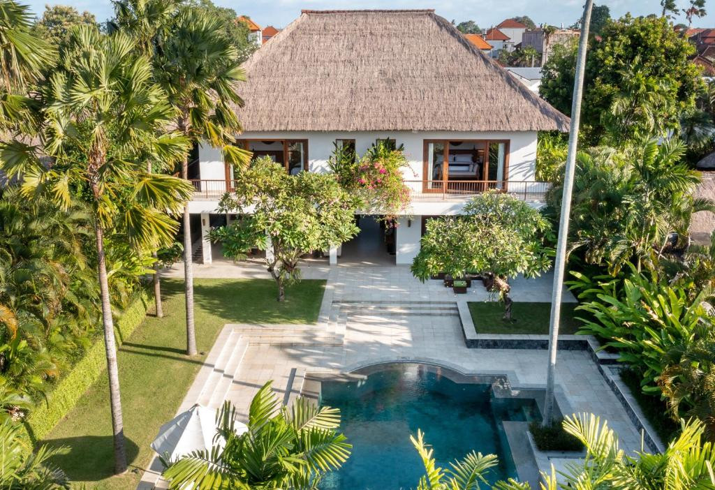 IMPIANA PRIVATE VILLAS SEMINYAK — фото 16