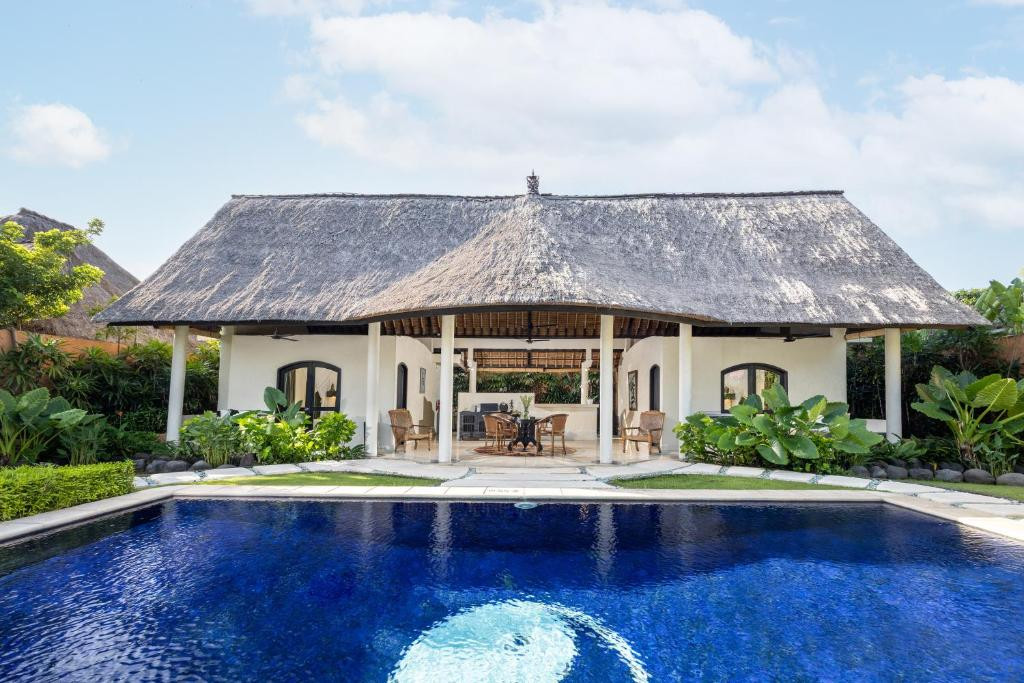 IMPIANA PRIVATE VILLAS SEMINYAK — фото 17