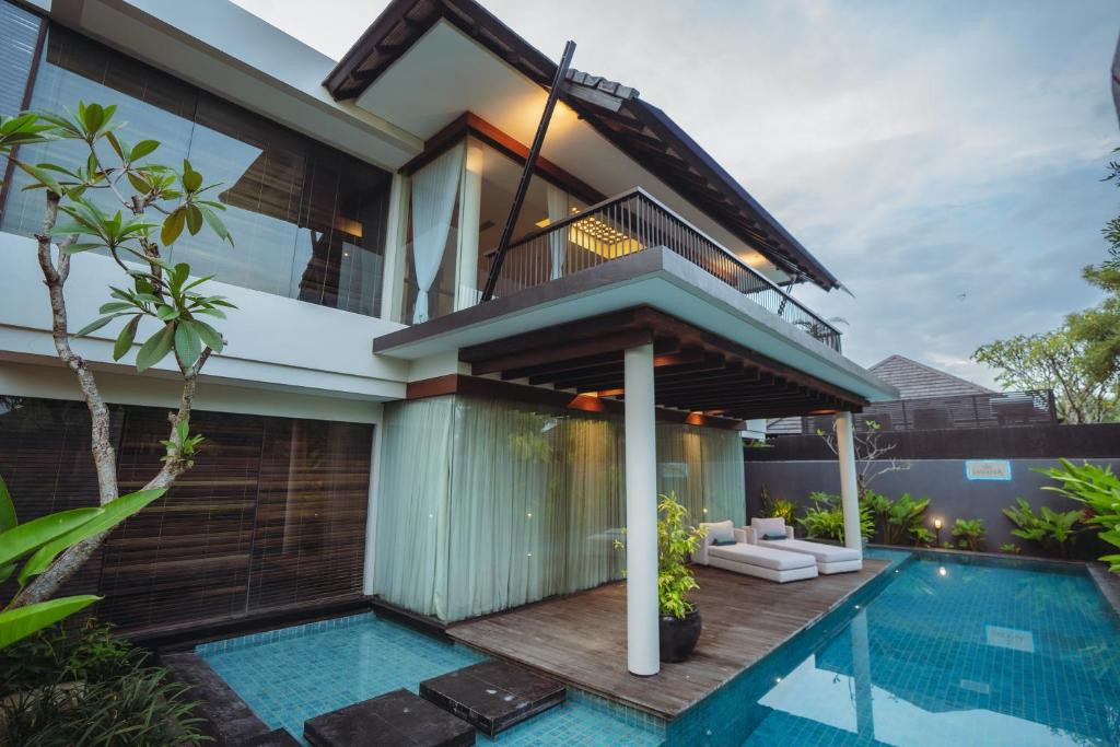 JAVANA ROYAL VILLAS (EX. SILQ PRIVATE RESIDENCE)