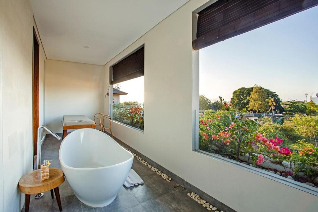 JIMBARAN BAY BEACH RESORT & SPA — фото 4