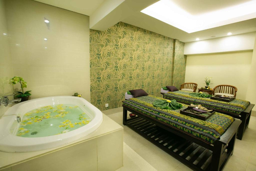 LEGIAN PARADISO HOTEL — фото 3