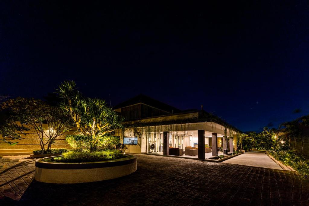 LUXOTIC PRIVATE VILLA AND RESORT — фото 7