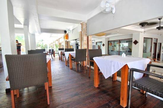MAHARANI BEACH HOTEL — фото 11
