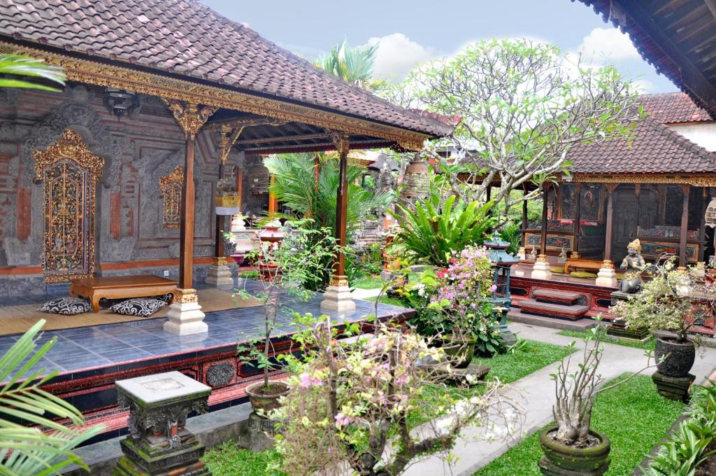 NICK HOMESTAY — фото 12