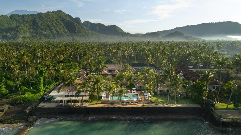 NIRWANA BEACH AND RESORT CANDIDASA — фото 2