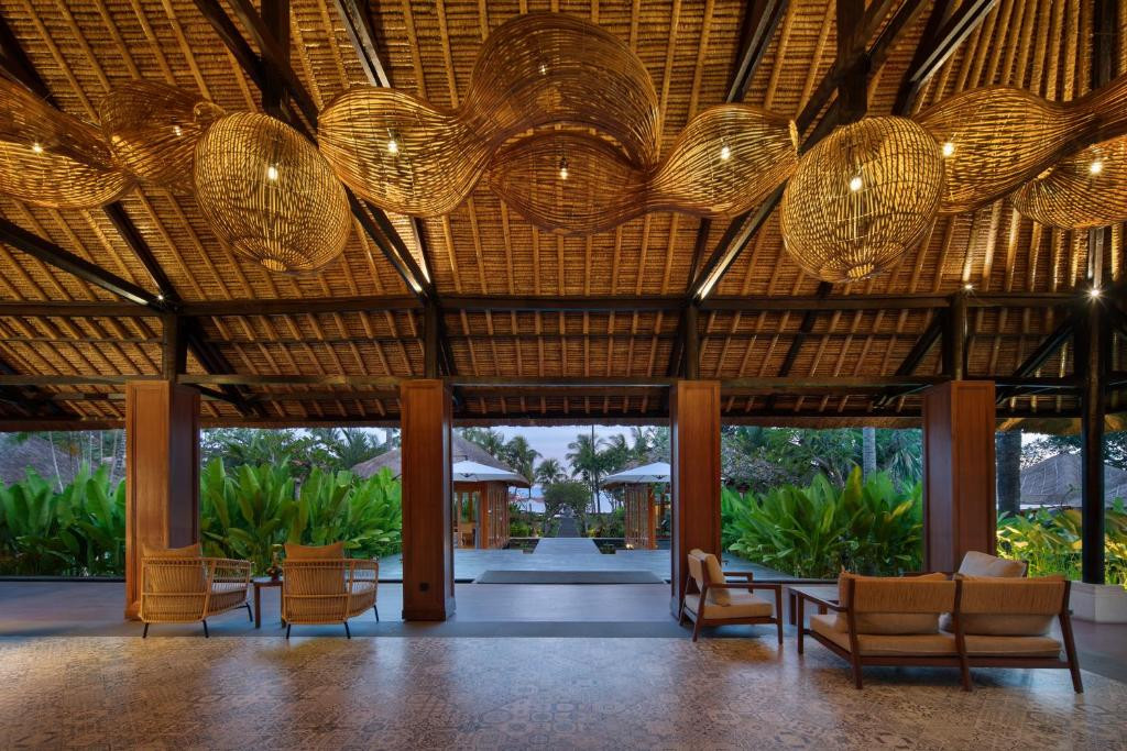NIRWANA BEACH AND RESORT CANDIDASA — фото 8