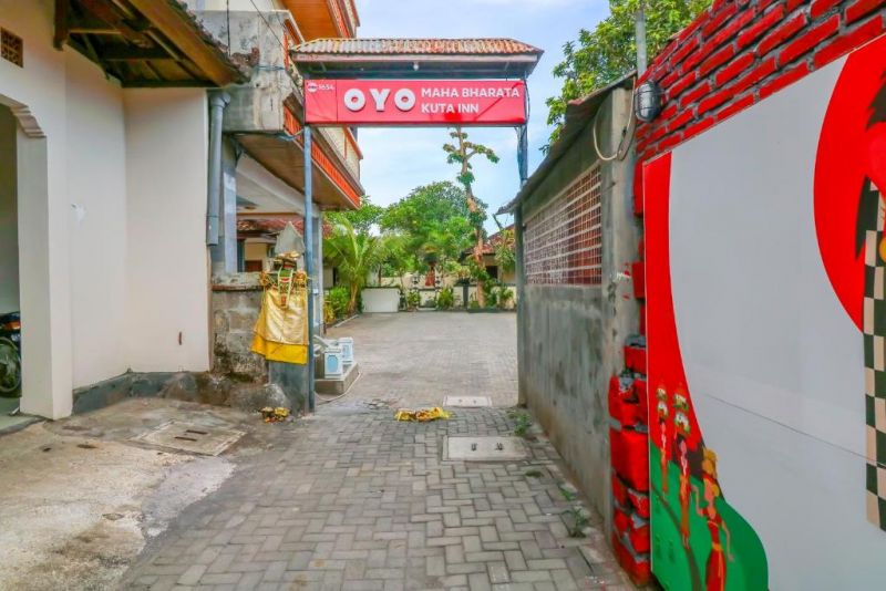 OYO 1654 MAHA BHARATA KUTA INN — фото 13