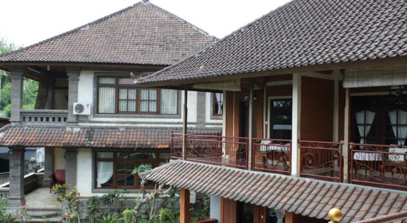 PANDE PERMAI BUNGALOWS