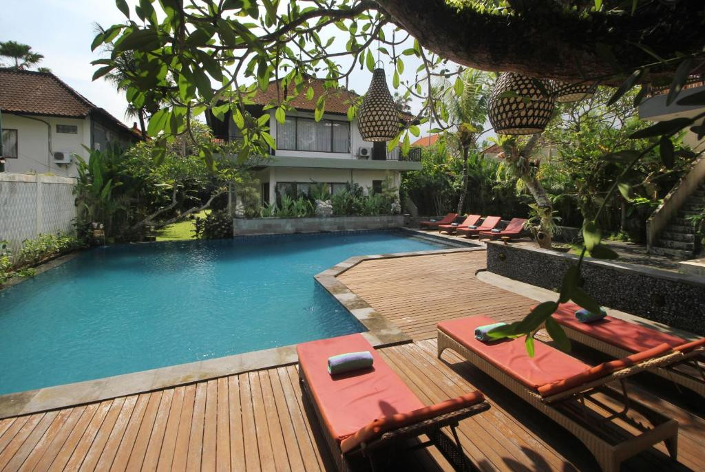PUTRI AYU COTTAGES — фото 7