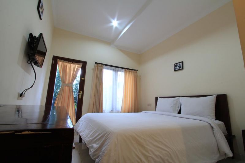 SURYA INN — фото 12