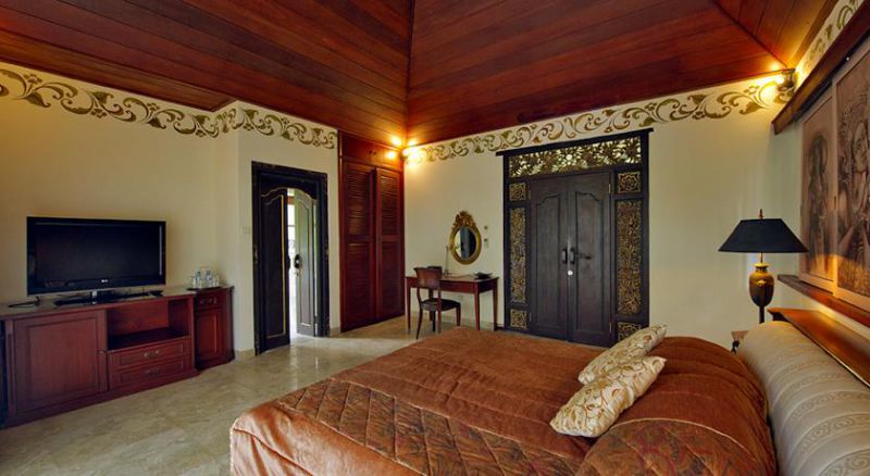 TAMAN SUCI SUITE AND VILLAS — фото 3